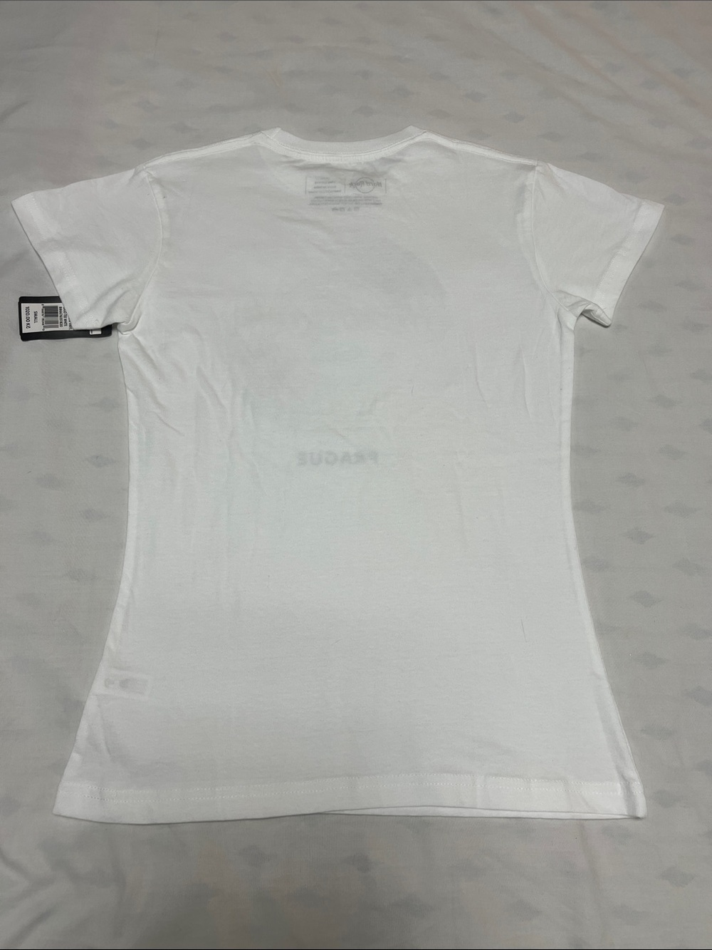Hard Rock Cafe White Tee with Silver Logo - Prague NWT - Picture 5 of 5